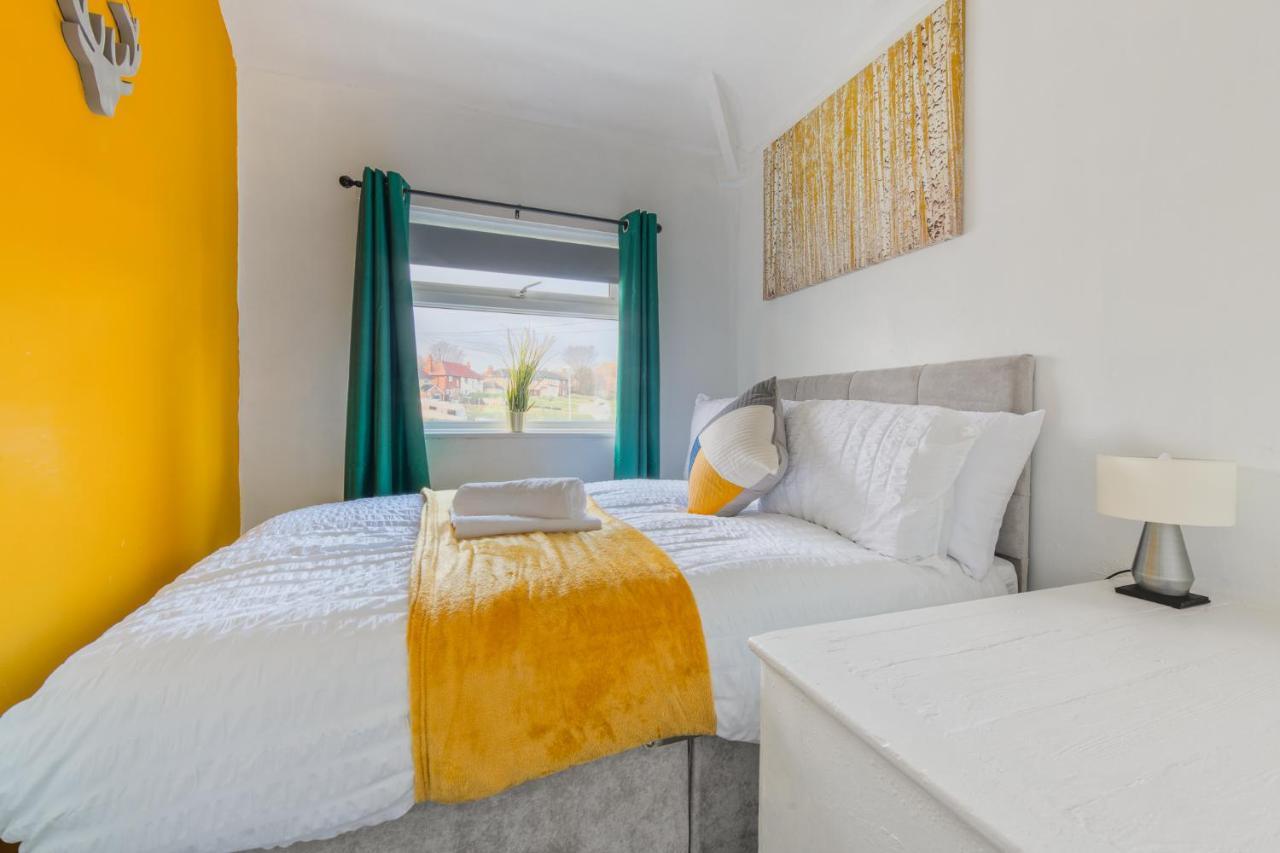 Rookwood House - Spacious Home With Free Parking - Short Stay Leeds Leeds  Dış mekan fotoğraf
