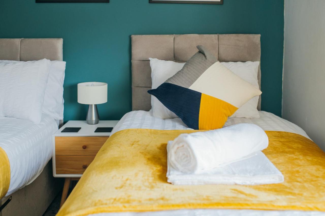 Rookwood House - Spacious Home With Free Parking - Short Stay Leeds Leeds  Dış mekan fotoğraf