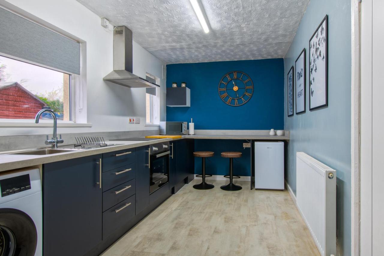 Rookwood House - Spacious Home With Free Parking - Short Stay Leeds Leeds  Dış mekan fotoğraf