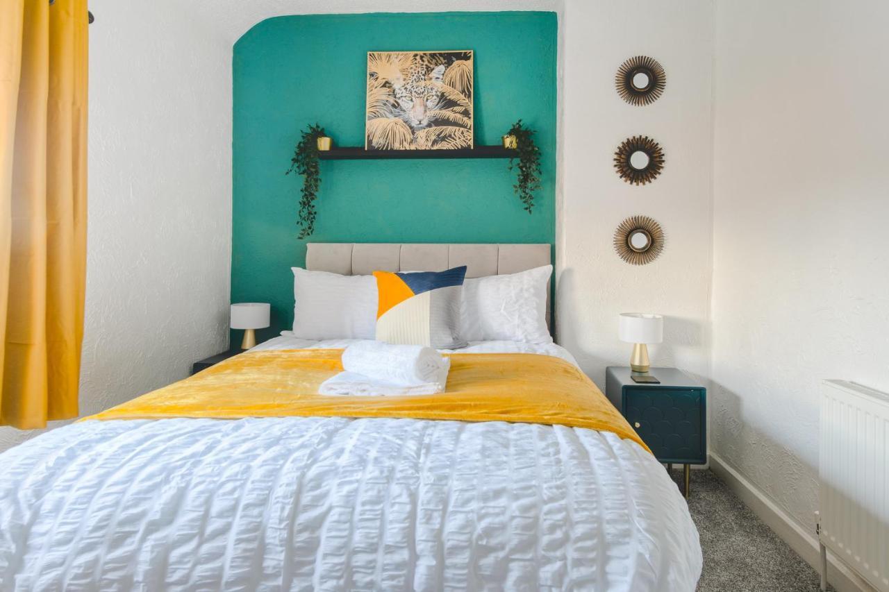 Rookwood House - Spacious Home With Free Parking - Short Stay Leeds Leeds  Dış mekan fotoğraf